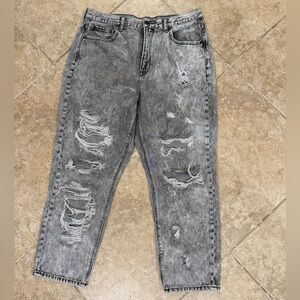 American Eagle Women's Ripped Mom Jeans